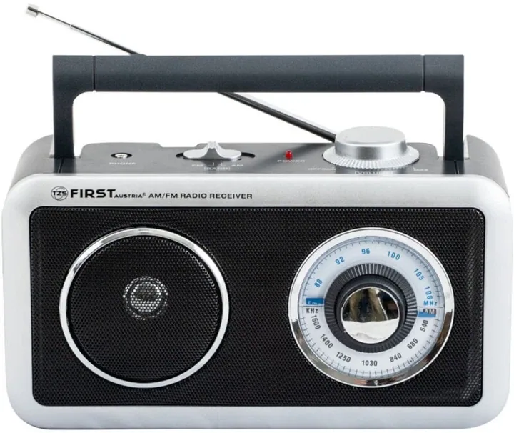 HIFI Міні-радіоприймач First (AM/FM, працює від мережі/батарейок) FA-1905-BA