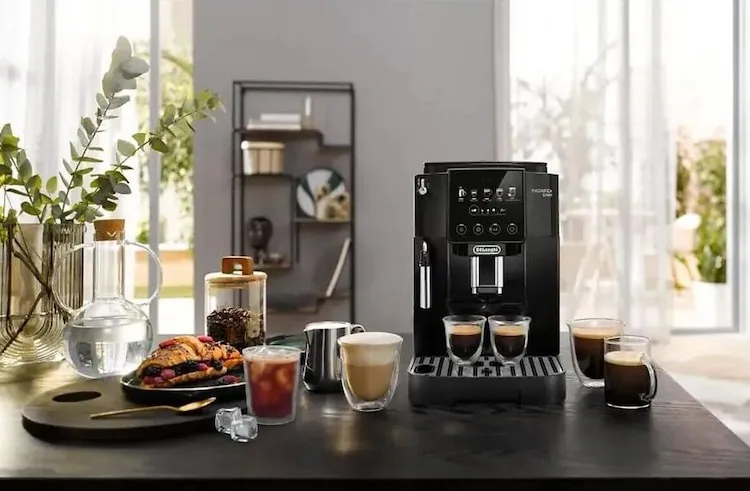 Зображення товару Кавомашина Delonghi ECAM 220.51.B2