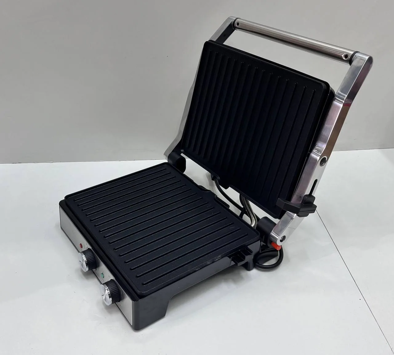 Гриль Zepline ZP-057 Гриль Zepline ZP-057 фото товару