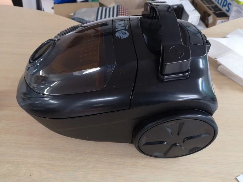 Зображення товару Пилосос Vox 1800вт.,мішок 2л.,рег.потужності,насадка підлога,килим,для мебелі.1