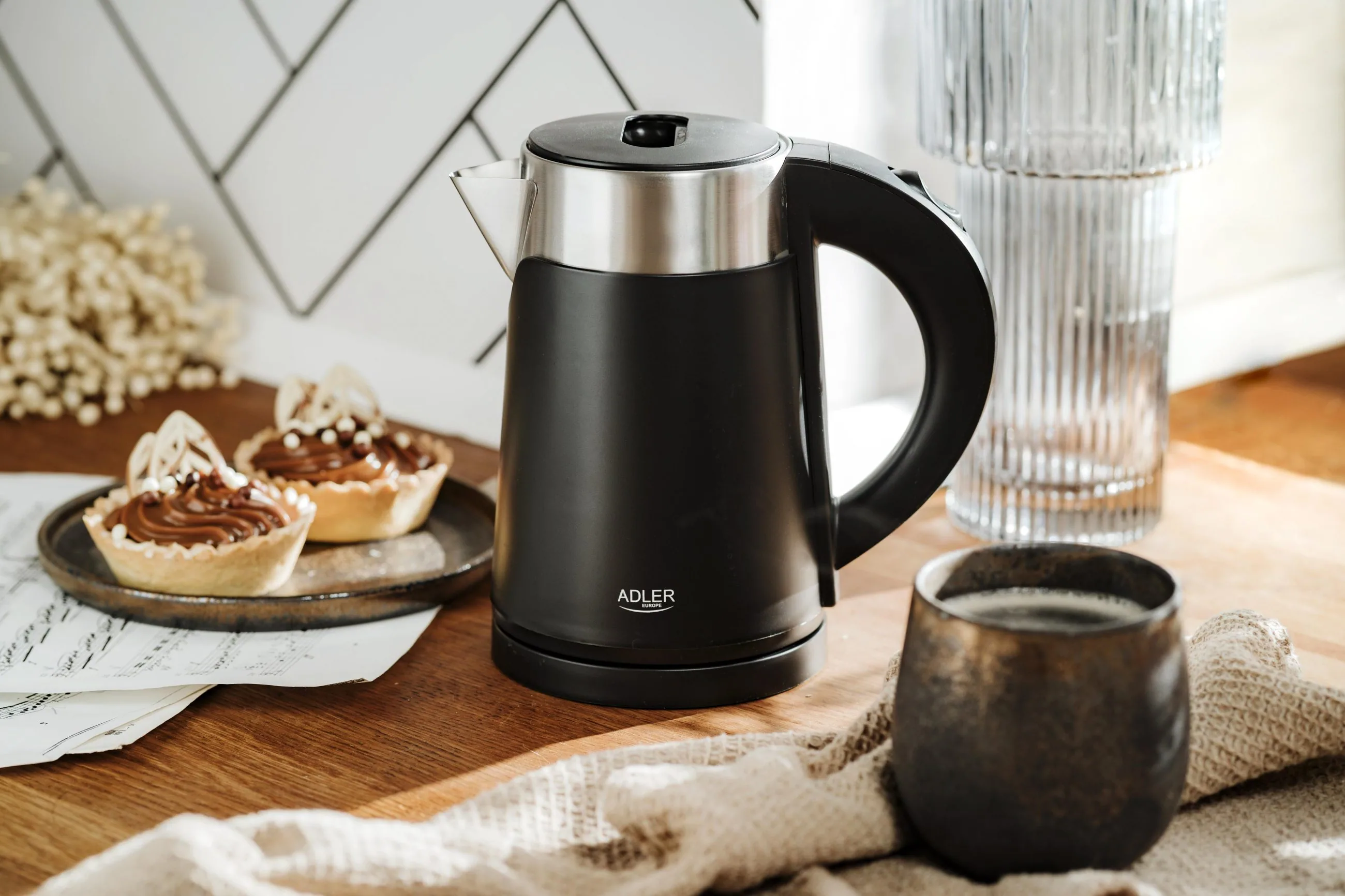 Зображення товару Чайник пластик Adler AD-1372B1