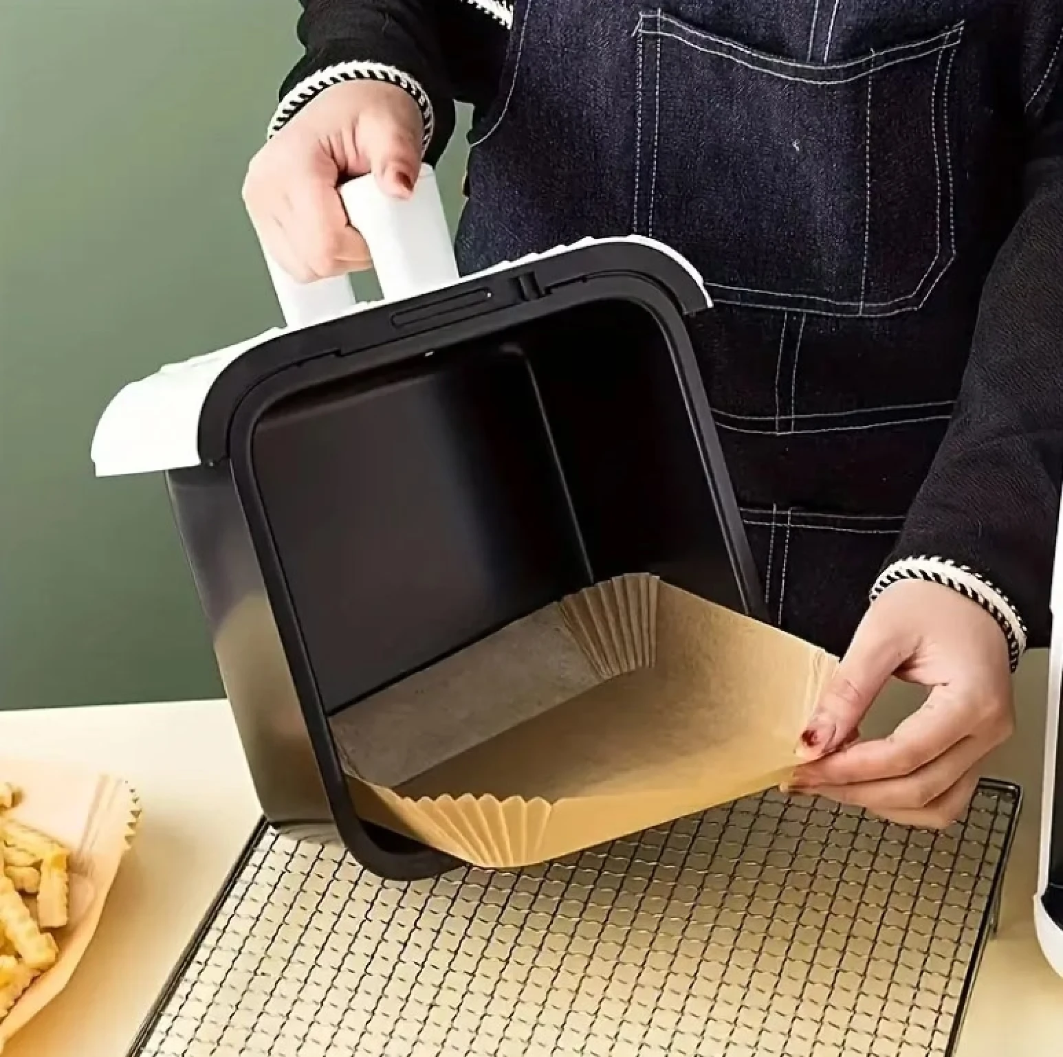 Зображення товару Пергамент для аэрогриля AVATech Home 20см 50 шт. (квадрат №20) 20х20 Квадрат-202