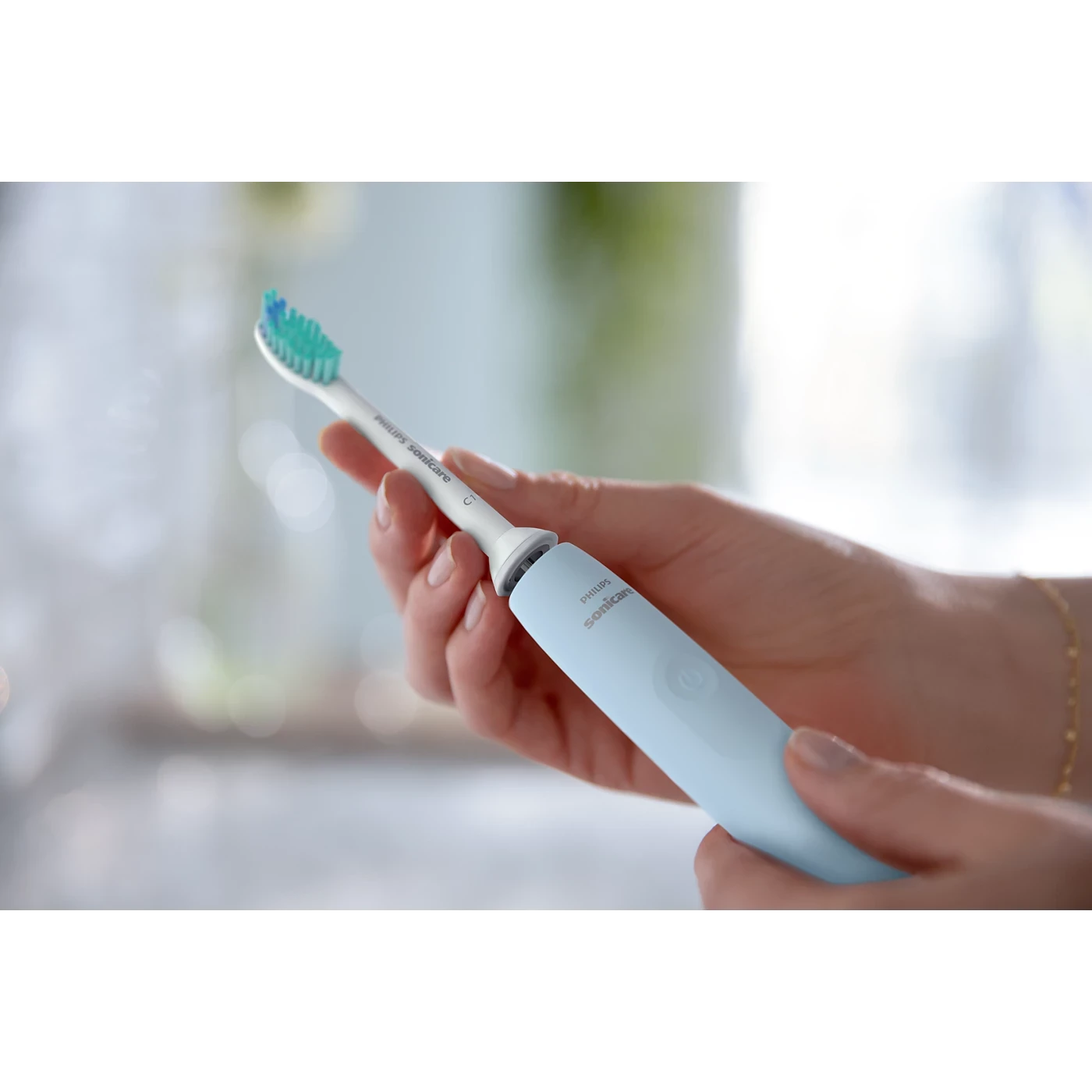 Зображення товару Зубна щітка Philips Sonicare 2100 Series HX3651/1211