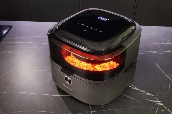 Зображення товару Аерогриль Hisense HAF1350DR2