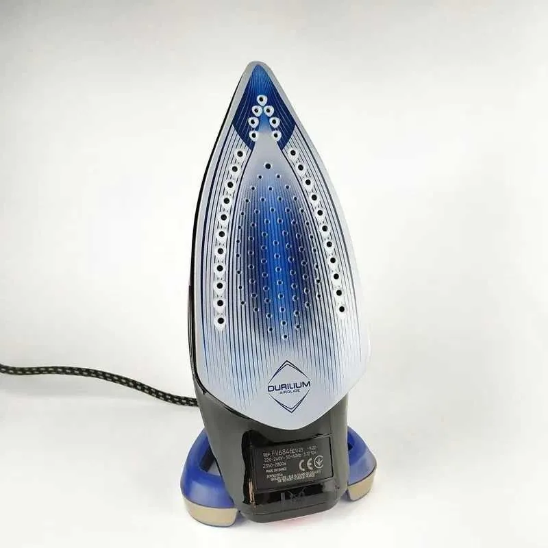 Зображення товару Праска без коробки Tefal сток 2800вт.,під.керамічне,паровий,рез.для води 270мл.,верт.відпарювання,капля стоп,антинакип,автовикл1