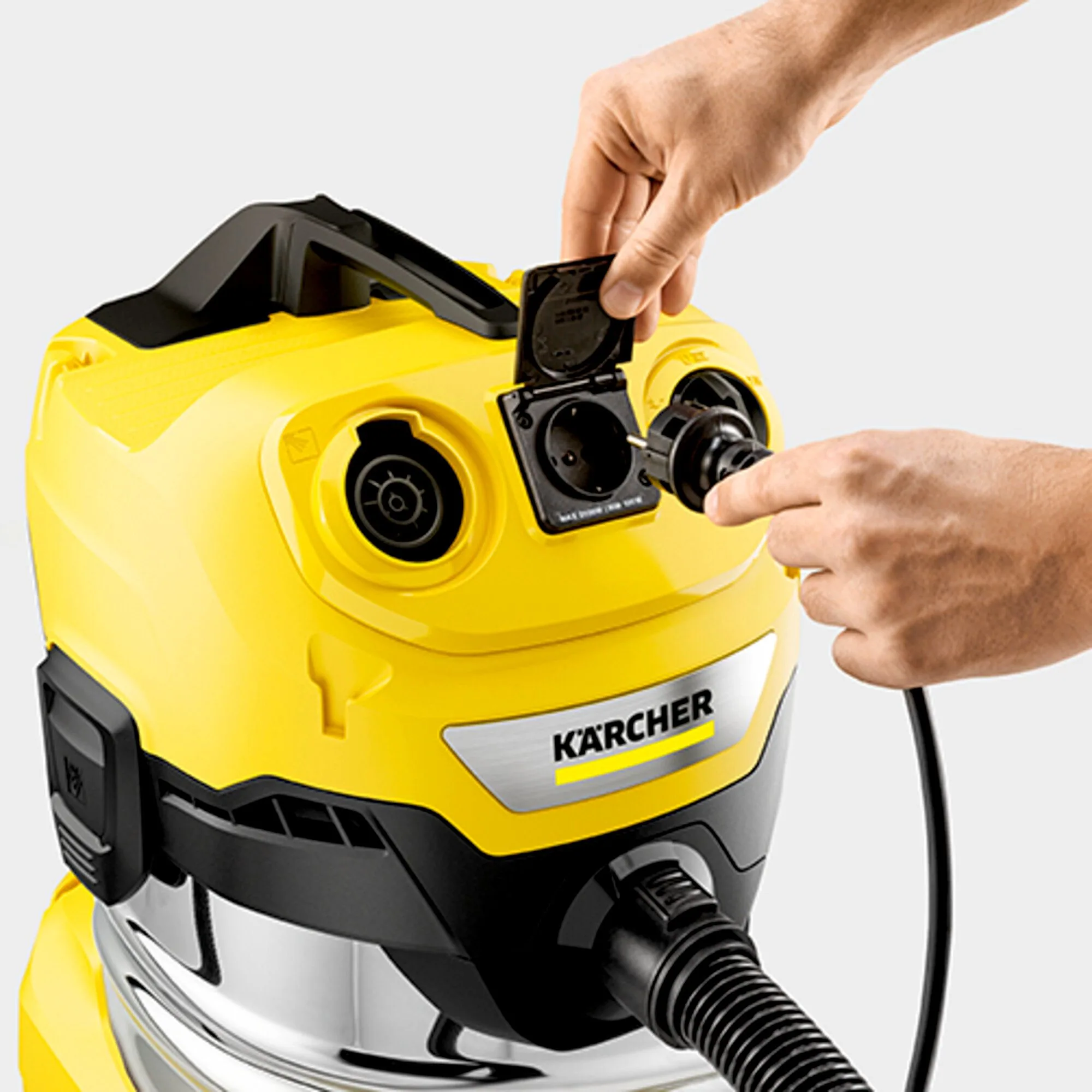Зображення товару Пилосос Karcher 1300вт.,контейнер 30л.,режим видув повітря. WD 4 P S V-20/5/22 1.628-290.01